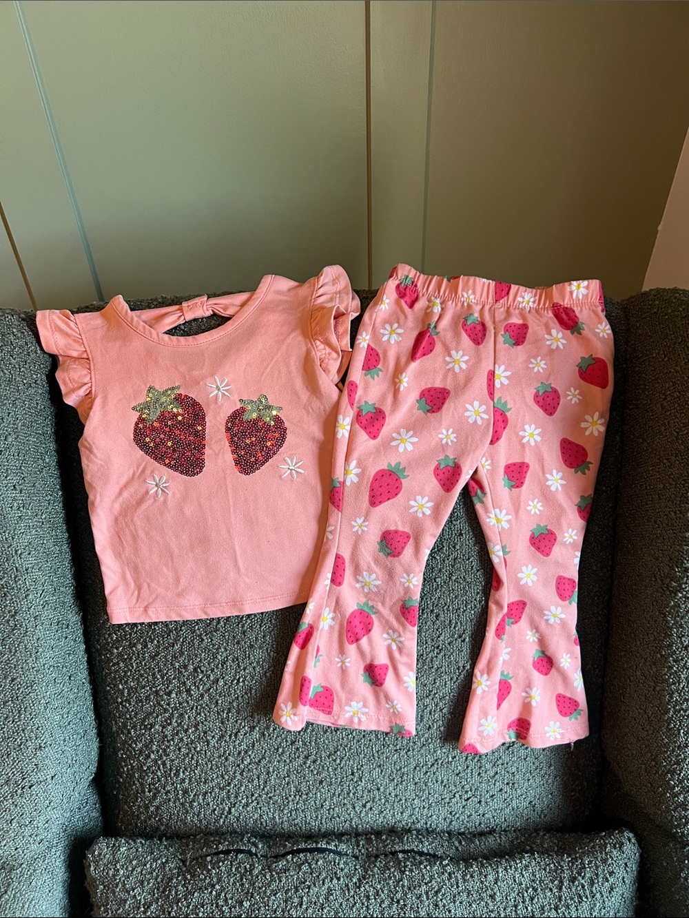 Girls Pink Strawberry matching Set - Short Sleeve Top & Floral Pants